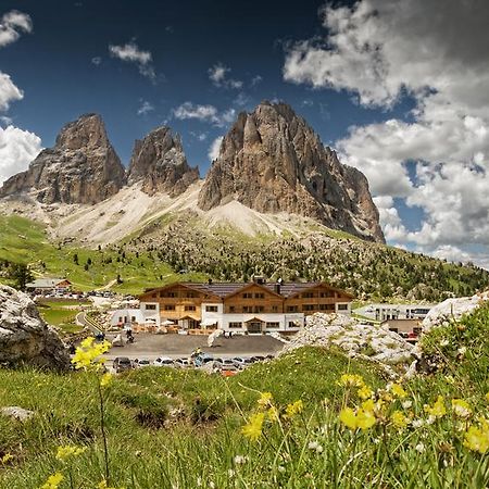 Passo Sella Dolomiti Mountain Resort Selva di Val Gardena Exterior photo